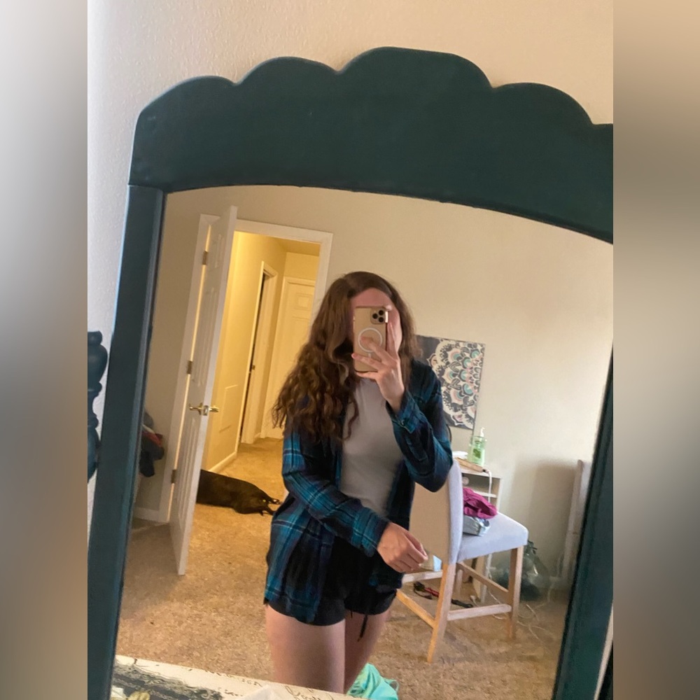 black and blue flannel